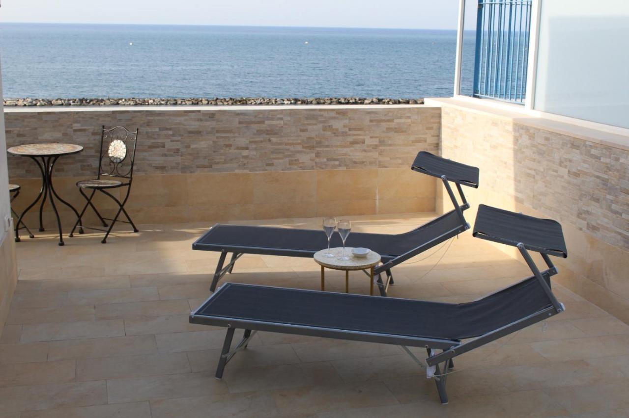 Tramonto Sul Mare Bari Apartment Near The Airport Luaran gambar